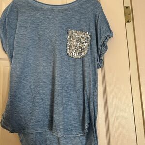 Short Sleeve CottonTop with Sequin Pocket. Made in Italy